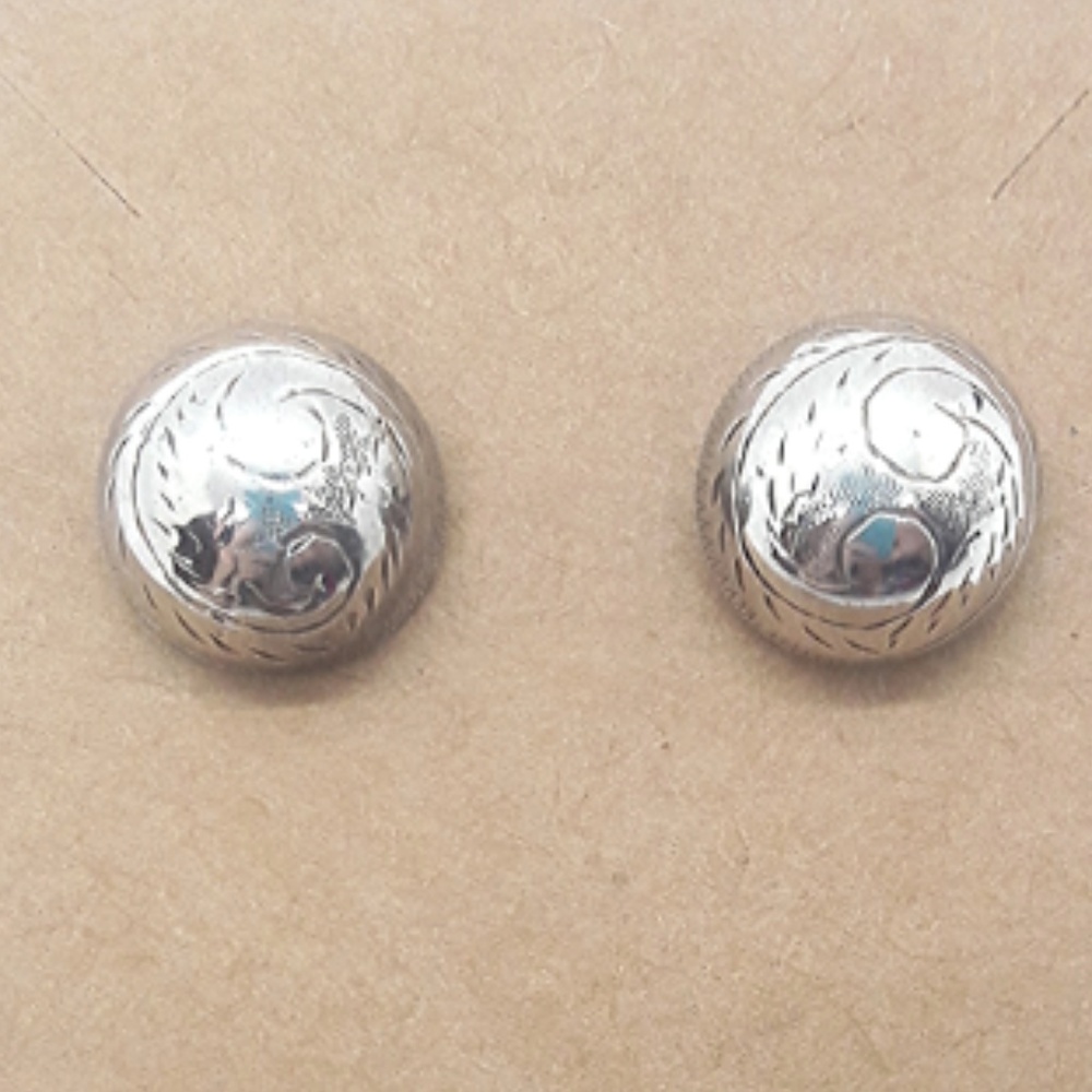 925  Sterling Silver Studs with engraved design